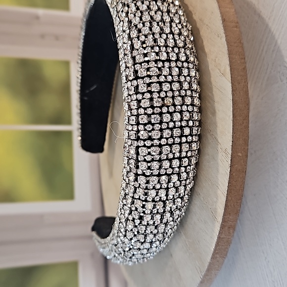 Clear rhinestone covered velvety cushion headband EUC prom wedding tiara cosplay - Picture 8 of 8